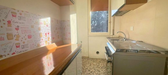 3 bedrooms Apartment in Reggio Emilia, Italy No. 357558 3