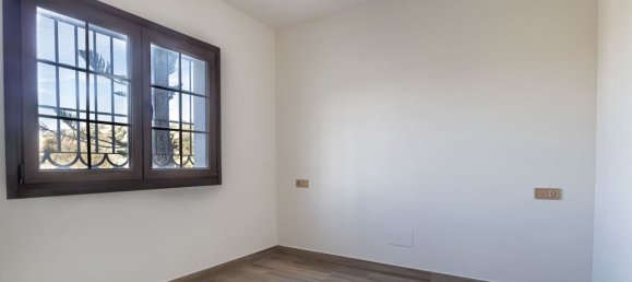 3 bedrooms House in Marbella, Spain No. 180815 24