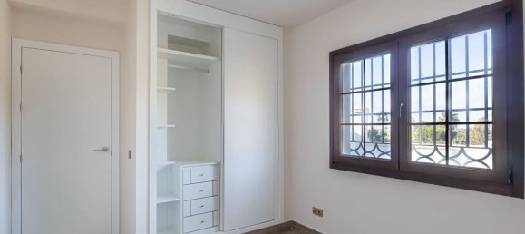 3 bedrooms House in Marbella, Spain No. 180815 23