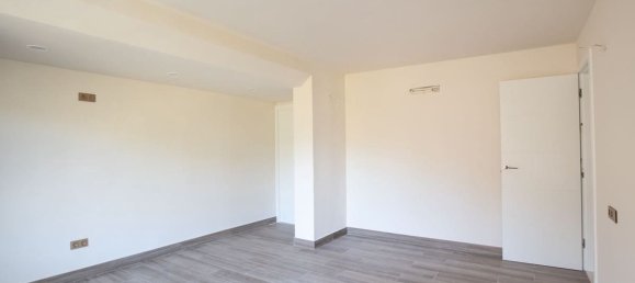 3 bedrooms House in Marbella, Spain No. 180815 19