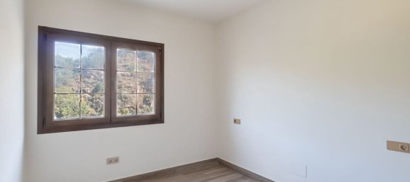 3 bedrooms House in Marbella, Spain No. 180815 26