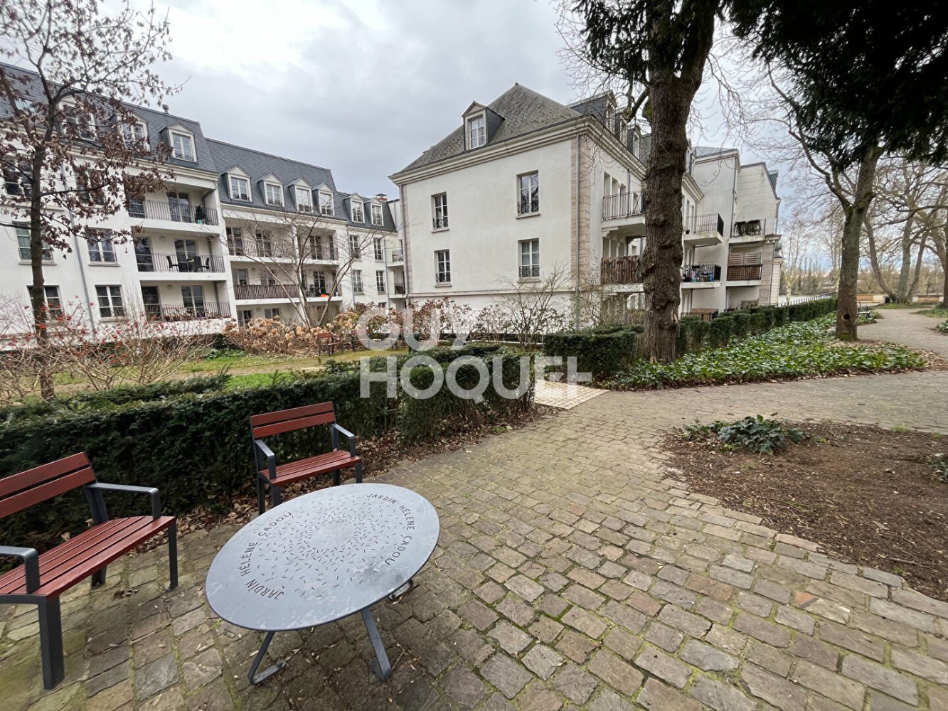 2 bedrooms Apartment in Orleans, France No. 245407