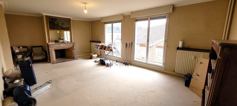 Квартира с 3 спальнями в Шалон-ан-Шампань, Франция № 78055