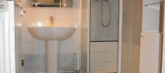 2 chambres Appartement à Grenoble, France No. 205391 6