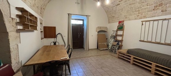 Casa de 3 dormitorios en Turi, Italy No. 376020 46