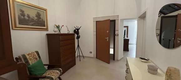 Casa de 3 dormitorios en Turi, Italy No. 376020 12