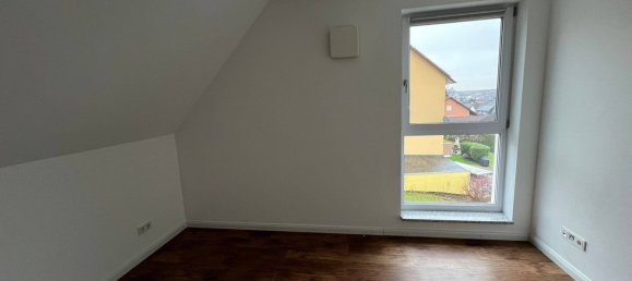 Таунхаус с 6 комнатами в Schwandorf, Германия № 21068 2