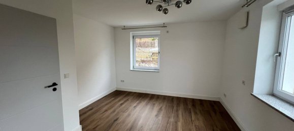 Таунхаус с 6 комнатами в Schwandorf, Германия № 21068 15