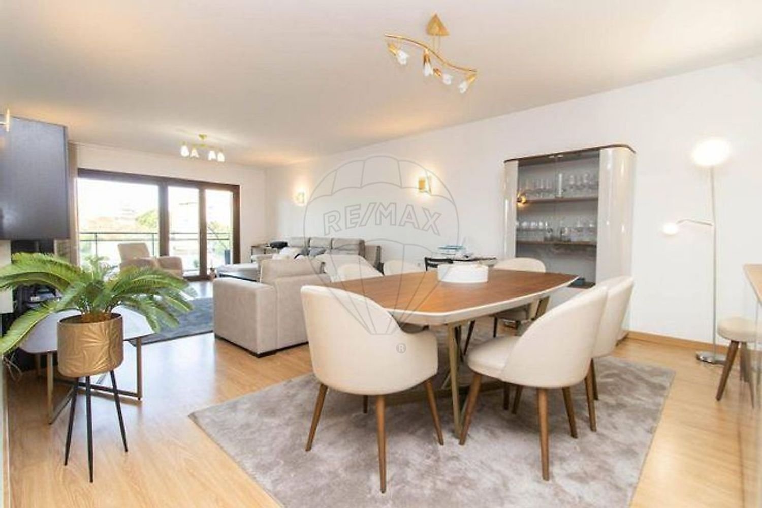 3 Schlafzimmer Wohnung in Loures, Portugal, Nr. 341385