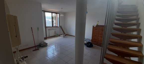 6-Zimmer Doppelhaus in Arezzo, Italy, Nr. 51430 5
