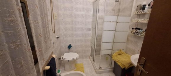 2-salle Appartement à Palermo, Italy No. 39329 11