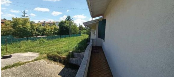 7 rooms Apartment in Resana, Italy No. 212981 10
