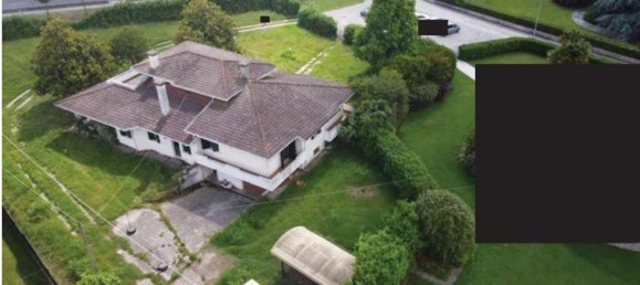 7 rooms Apartment in Resana, Italy No. 212981 9