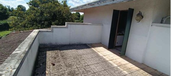 7 rooms Apartment in Resana, Italy No. 212981 12