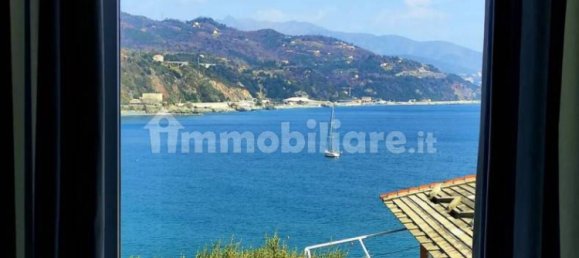 5 bedrooms Apartment in Arenzano, Italy No. 29893 12