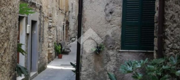 3 rooms Apartment in Olevano Romano, Italy No. 92642 6