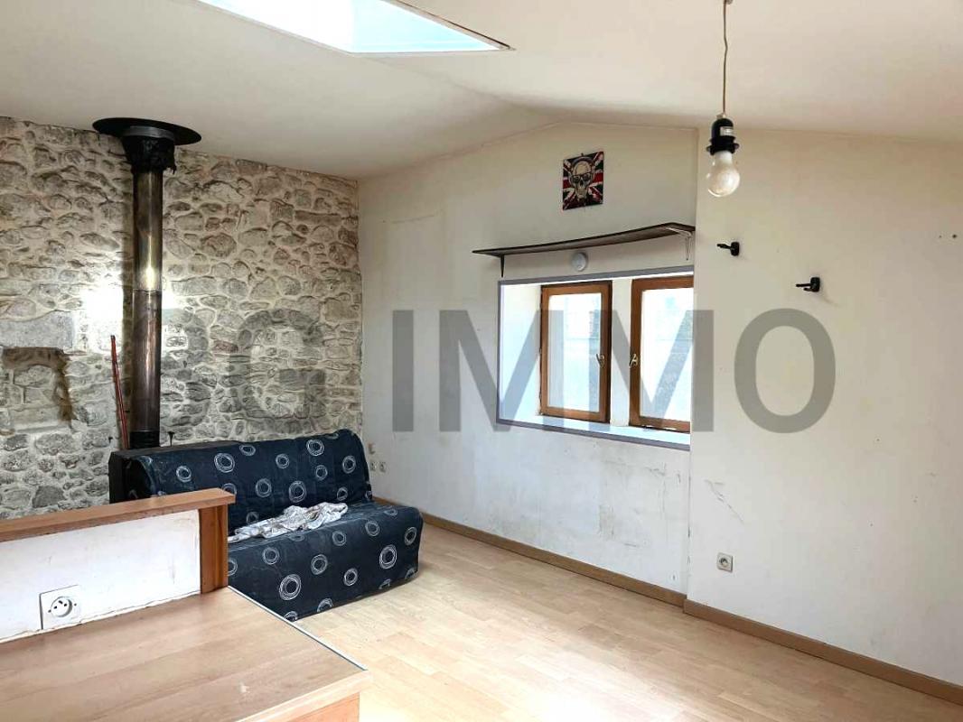 Adosado de 1 dormitorio en Lespignan, France No. 197170