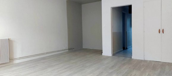 Edifício T2 em Bourges, France N.º 87153 6