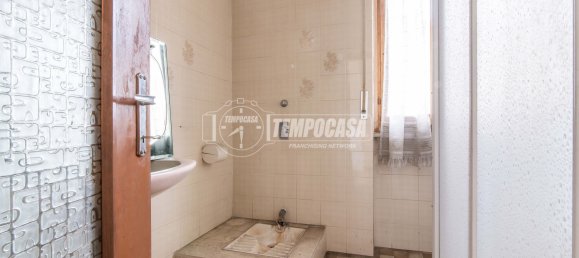 Квартира с 3 комнатами в Лимбьяте, Италия № 275879 5