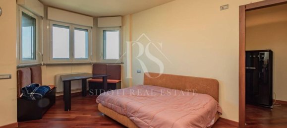 Studio in Pioltello, Italy, Nr. 30189 5