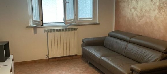 2 rooms Apartment in Carrara, Italy No. 31120 3