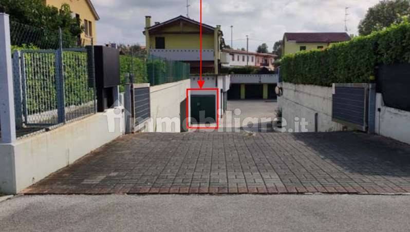 Гараж с 1 комнатой в Виллорба, Италия № 293561