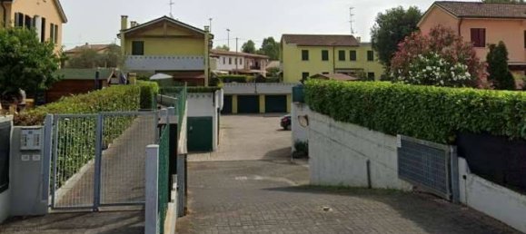 Гараж с 1 комнатой в Виллорба, Италия № 293561 2