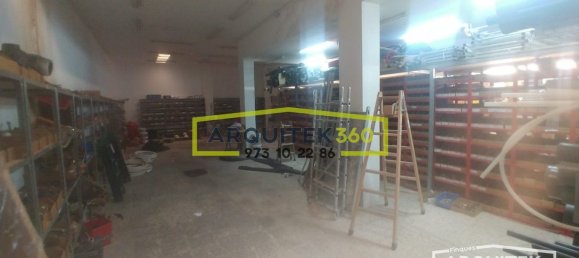 Коммерческая недвижимость 340м² в Лерида, Испания № 184599 19