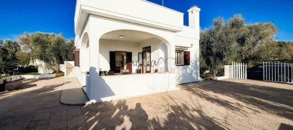 2 rooms Villa in Ostuni, Italy No. 237028 2