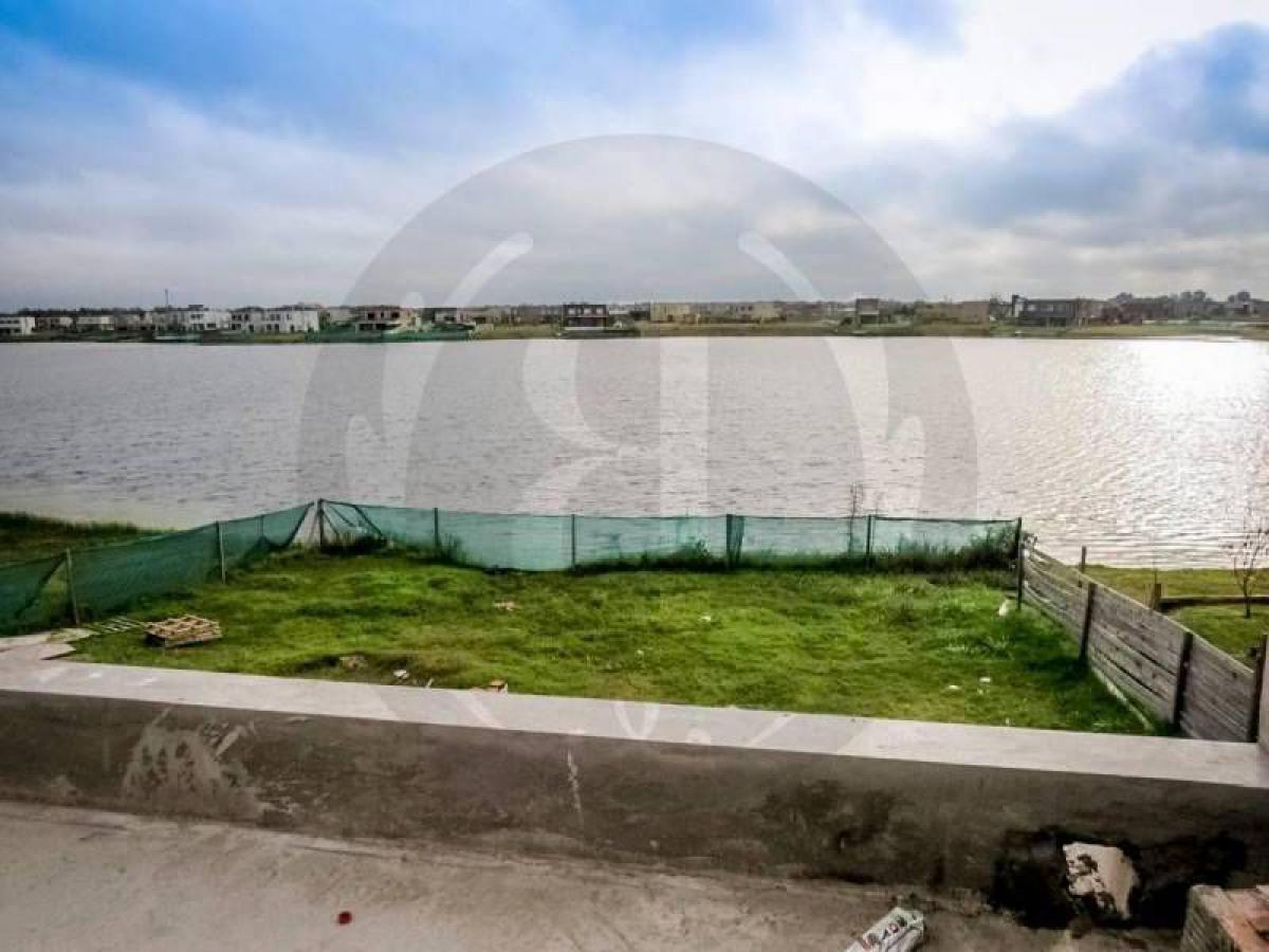 4 غرف نوم منزل في Tigre, Argentina رقم 79144