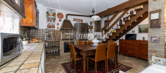 4 bedrooms House in Osio Sopra, Italy No. 123358 17