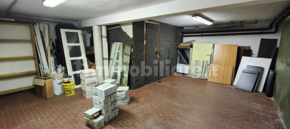 Bureau à Montevarchi, Italy 400m² No. 227922 35