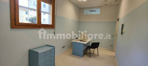 Bureau à Montevarchi, Italy 400m² No. 227922 28