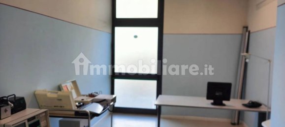 Bureau à Montevarchi, Italy 400m² No. 227922 20
