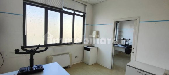 Bureau à Montevarchi, Italy 400m² No. 227922 14