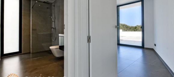 3 bedrooms Villa in Javea, Spain No. 1544 8