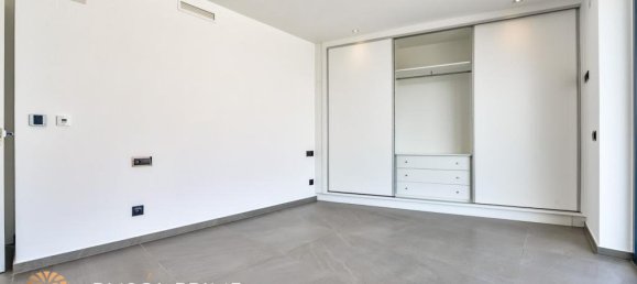 3 bedrooms Villa in Javea, Spain No. 1544 6