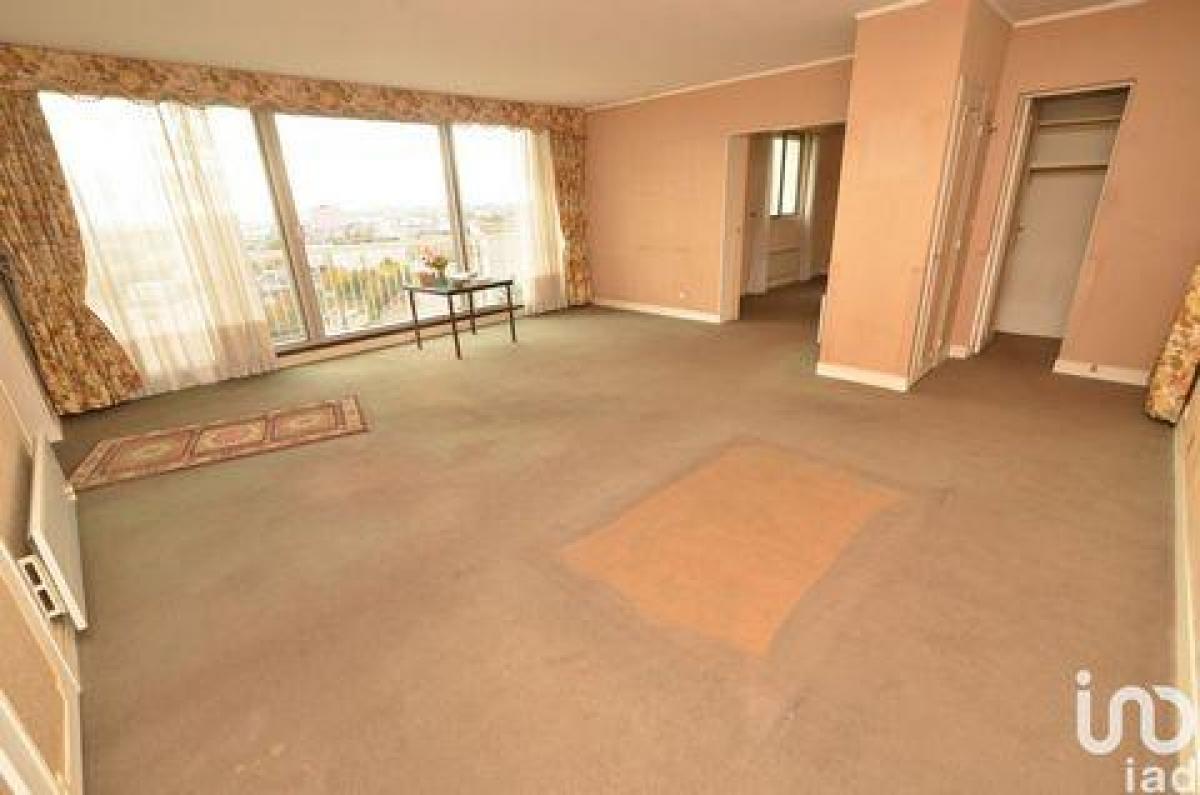 3 Schlafzimmer Eigentumswohnung in Le Mans, France, Nr. 29181