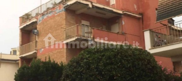 2 bedrooms Apartment in Ardea, Italy No. 272634 9