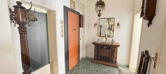 Apartamento de 3 divisões em Bari, Italy N.º 33864 30
