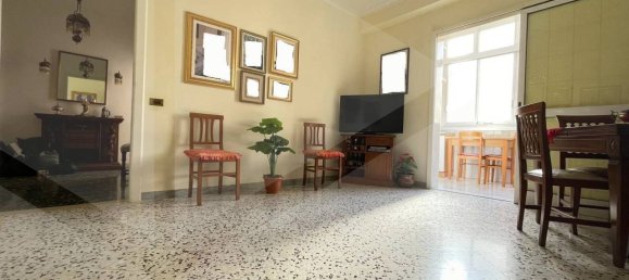 Apartamento de 3 divisões em Bari, Italy N.º 33864 17