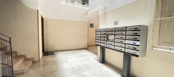 Apartamento de 3 divisões em Bari, Italy N.º 33864 4