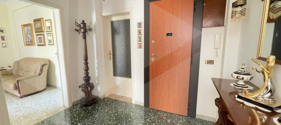 Apartamento de 3 divisões em Bari, Italy N.º 33864 20