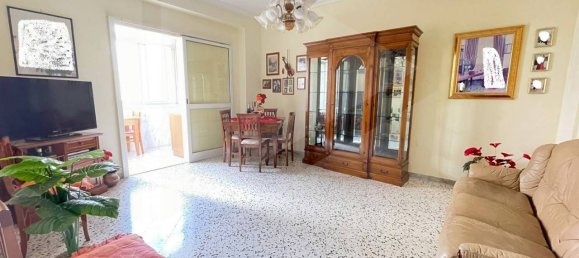 Apartamento de 3 divisões em Bari, Italy N.º 33864 34