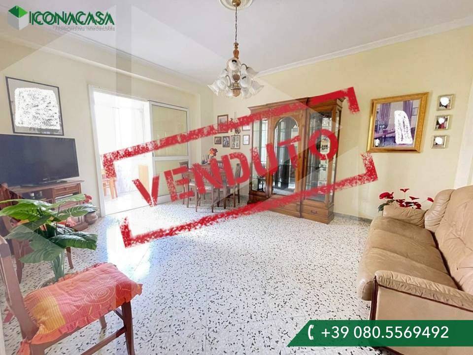 Apartamento de 3 divisões em Bari, Italy N.º 33864