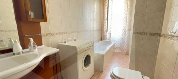 Apartamento de 3 divisões em Bari, Italy N.º 33864 5