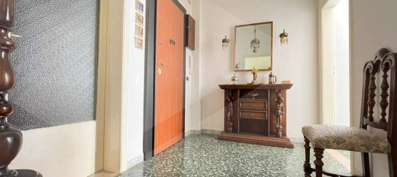 Apartamento de 3 divisões em Bari, Italy N.º 33864 9