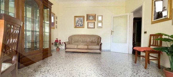 Apartamento de 3 divisões em Bari, Italy N.º 33864 11