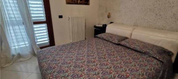 5 rooms House in Vinci, Italy No. 20843 7