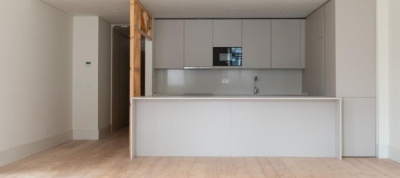 2 bedrooms Apartment in Lisbon, Portugal No. 106584 7